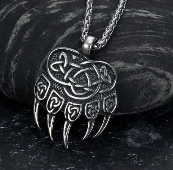 Cadena con colgante de pata de oso de acero inoxidable Asgard Crafted
