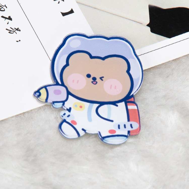 Broche acrílico de dibujos animados japonés