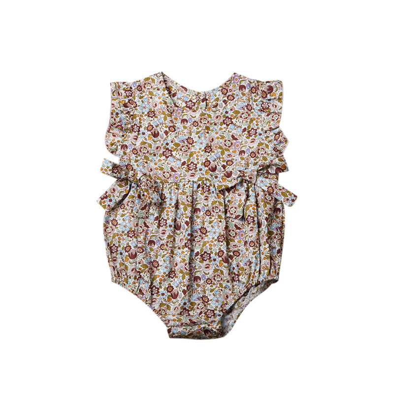 Mameluco de bebé calado Baek Bo-ram Floral