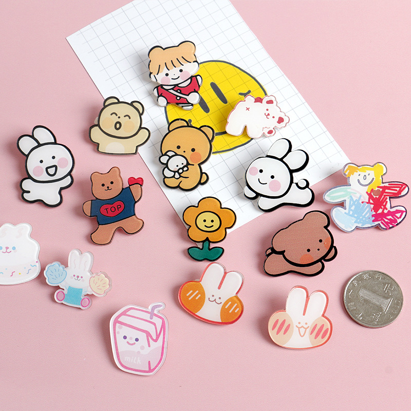 Broche acrílico de dibujos animados estilo japonés