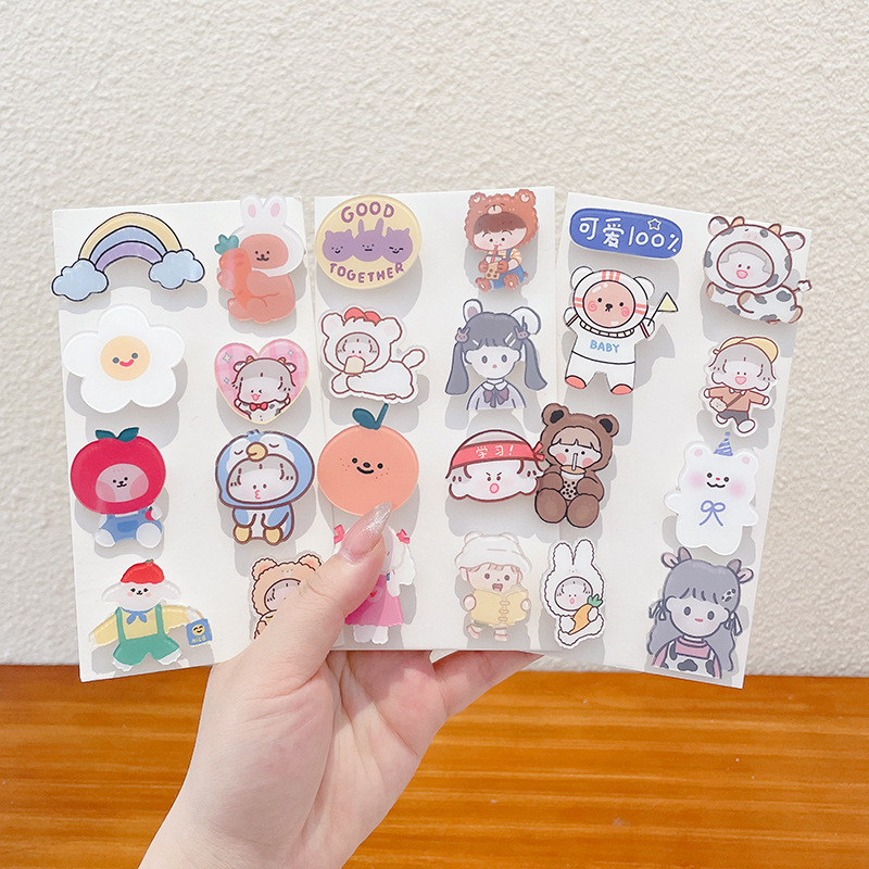 Broche de dibujos animados lindo y simple para mujer
