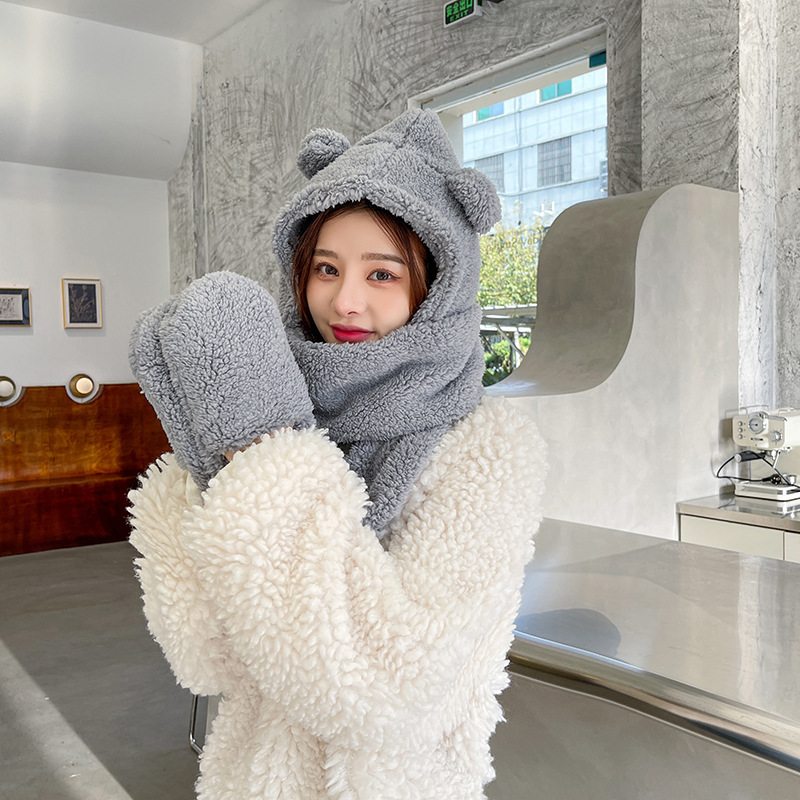 Gorro de animal con orejas, guantes y bufanda
