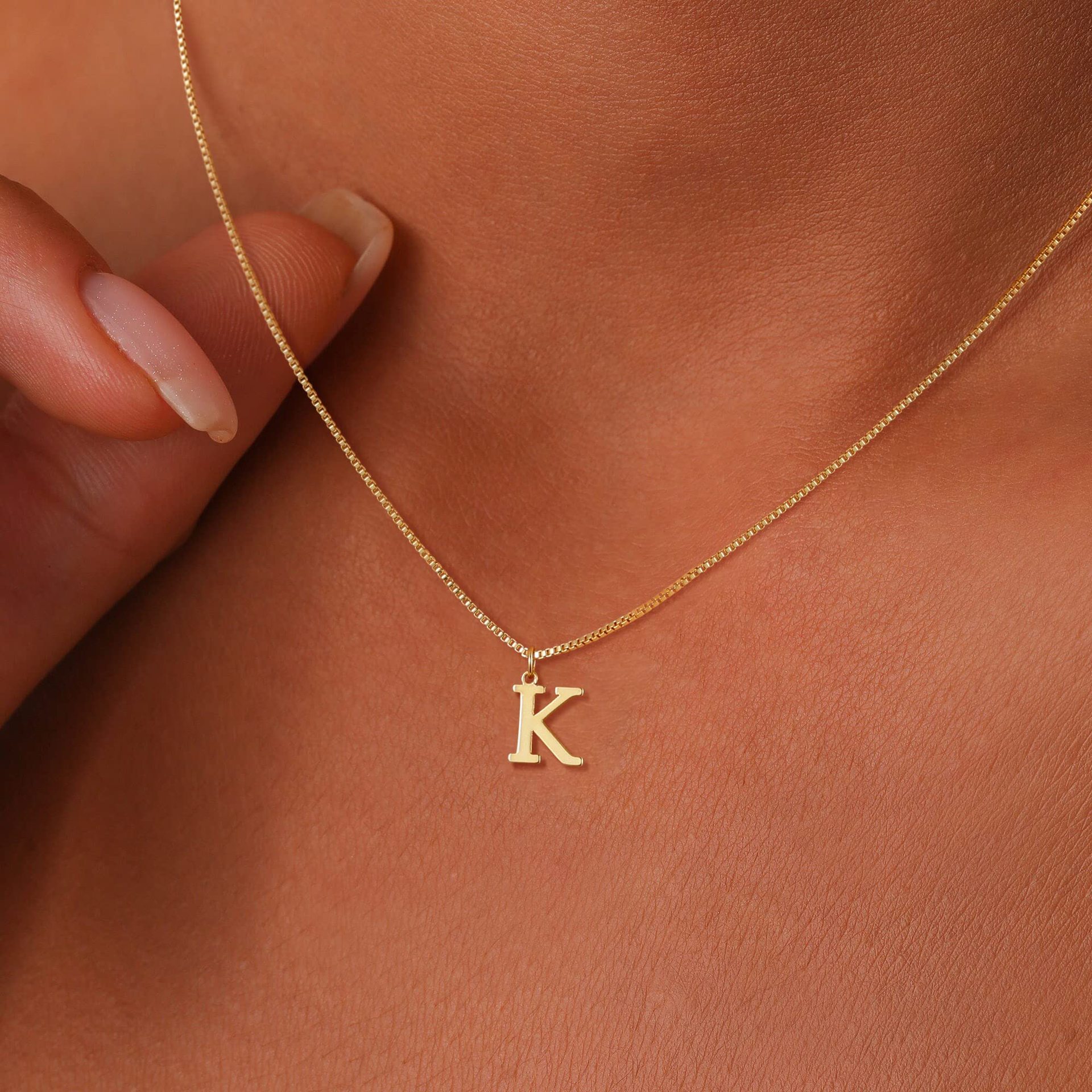 Cadena con inicial Asterra