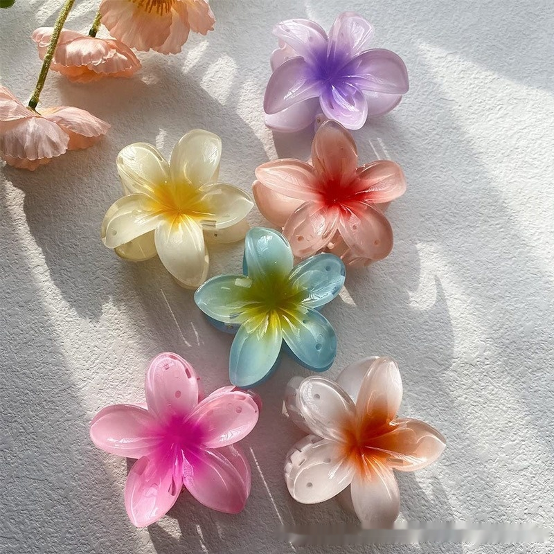 Pinza para el Cabello con Flor de Bauhinia y Diseño de Huevo